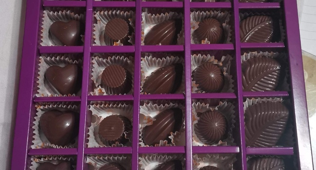 Шоколадные конфеты ручной работы 